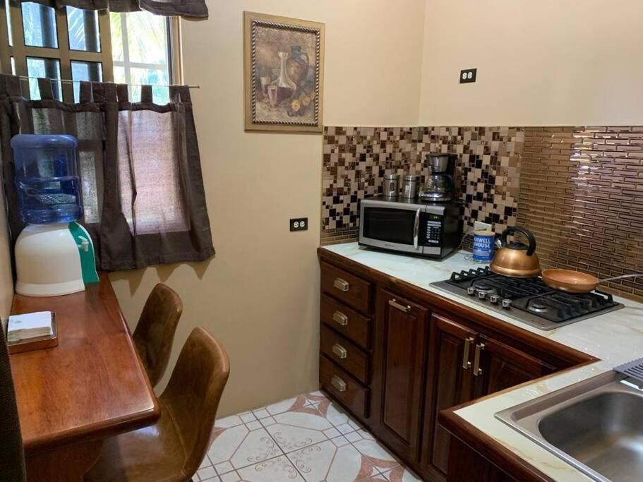 Apartament Banyan Rose Orange Walk Zewnętrze zdjęcie